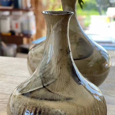 1-Amanda Farrant-Stoneware vase with slip decoration