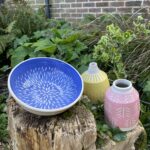 Sgraffito salad bowl and vases